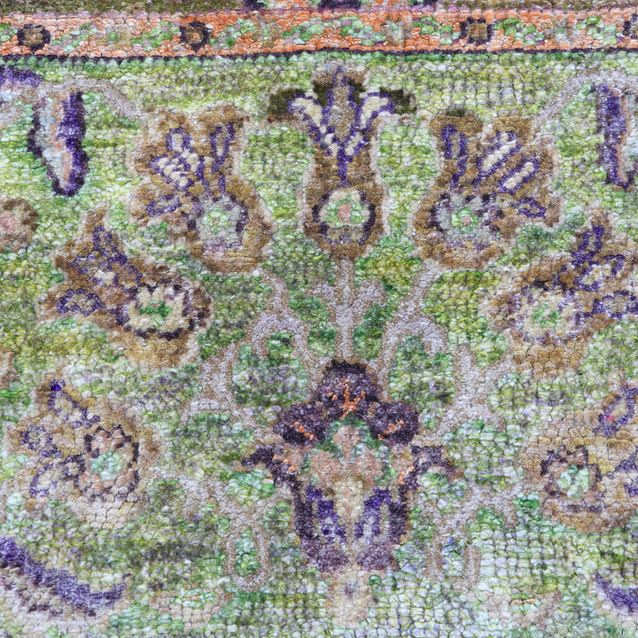 Green Alchemy Traditional Silk Wool Blend Rug - 4'10" x 6'11"