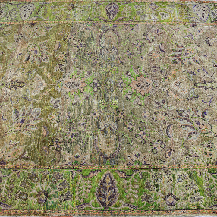 Green Alchemy Traditional Silk Wool Blend Rug - 4'10" x 6'11"