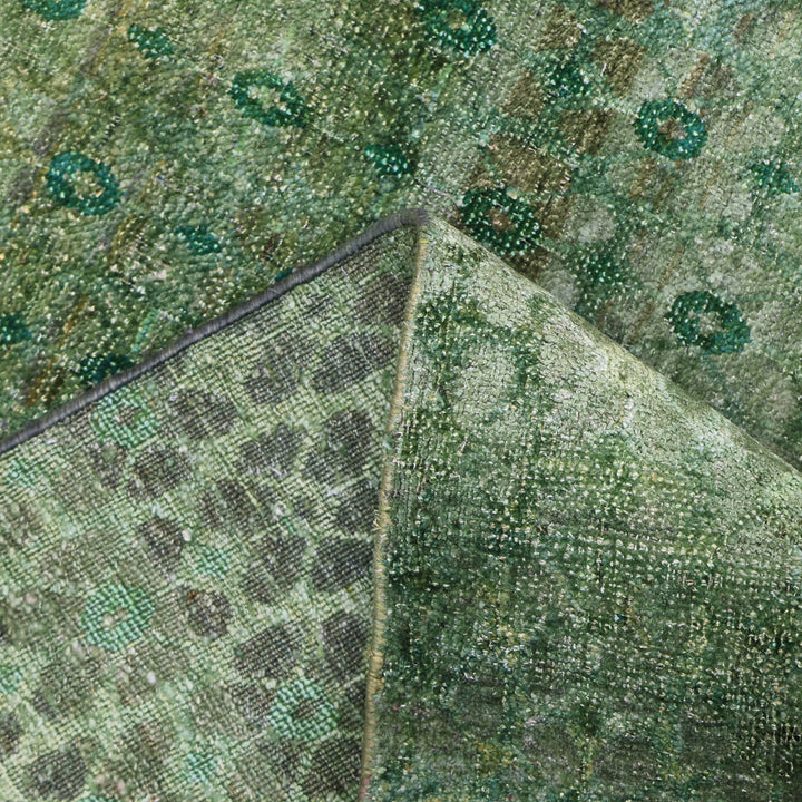 Green Alchemy Contemporary Silk Runner - 2'11" x 16'8"