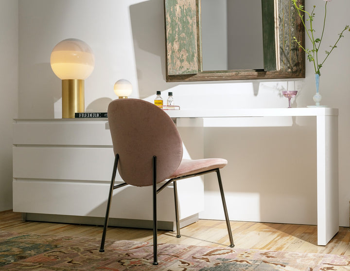 Savvy Extension Dresser