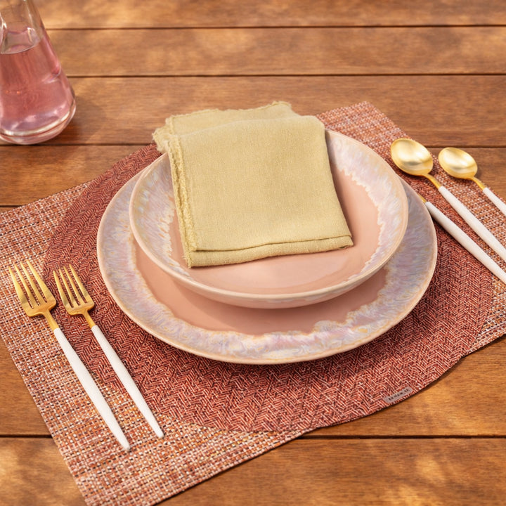 Foxtail Round Placemat, Raspberry