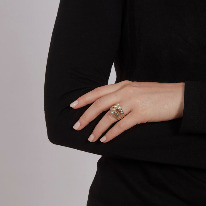 18KYG Diamond and Pearl Ring