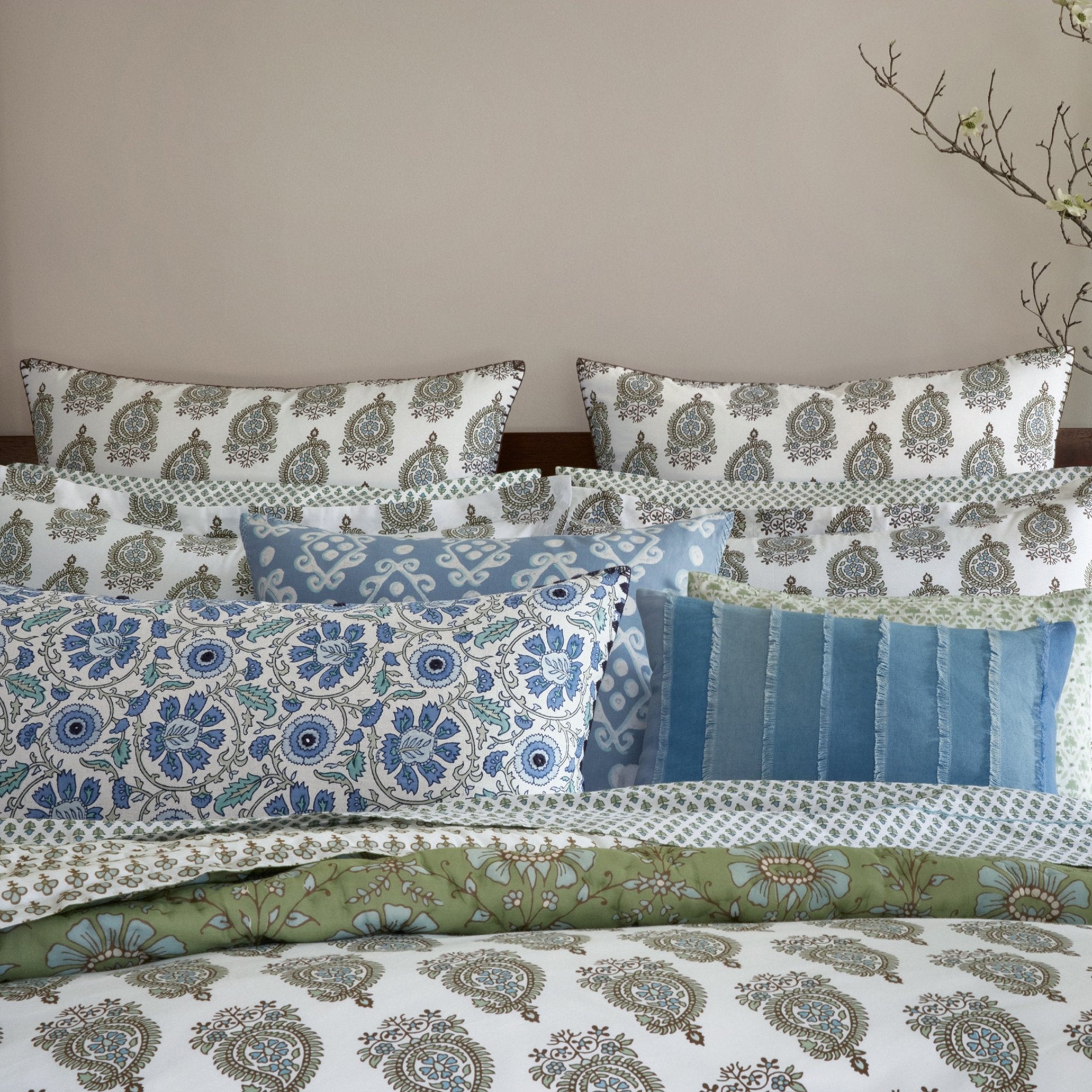 Nilay Leaf Duvet Cover