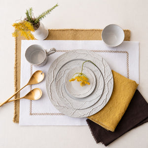 Large Eva Dinner Plate - hover