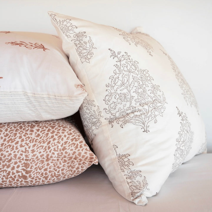Paisley Flower Euro