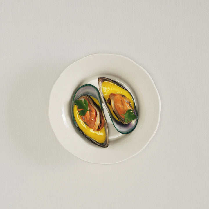 Silhouette High Bread Plate