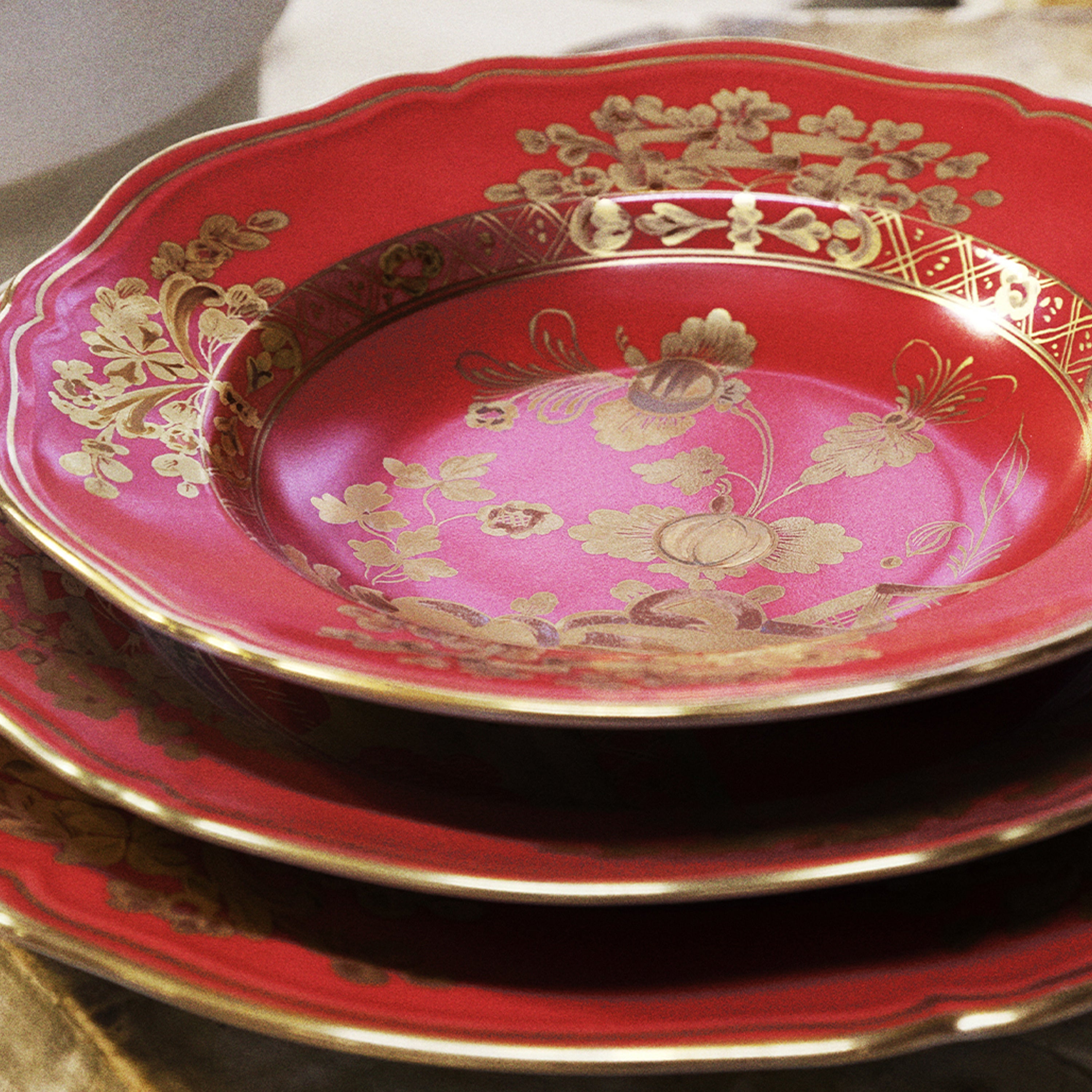 Oriente Gold Charger Plate