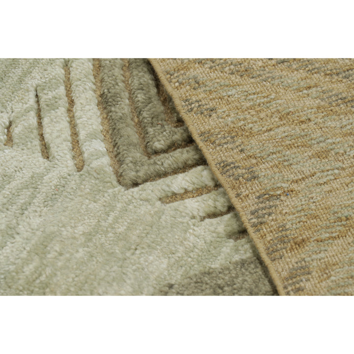 Natural Traditional Wool Silk Cotton Rug - 6'2" x 8'2"