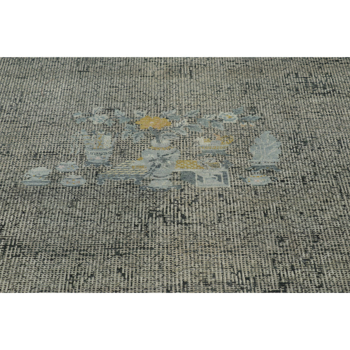 Grey Traditional Wool Silk Rug - 8'1" x 10'1"