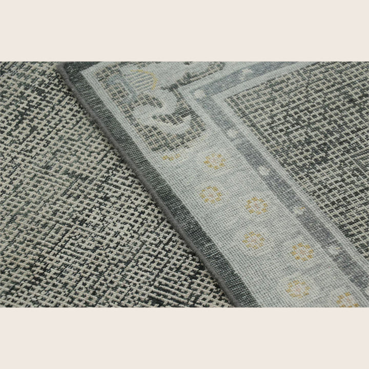 Grey Traditional Wool Silk Rug - 8'1" x 10'1"