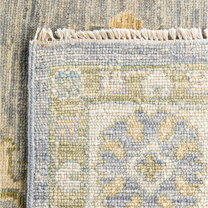 Grey Traditional Wool Rug - 8'1" x 9'8" M6271-20