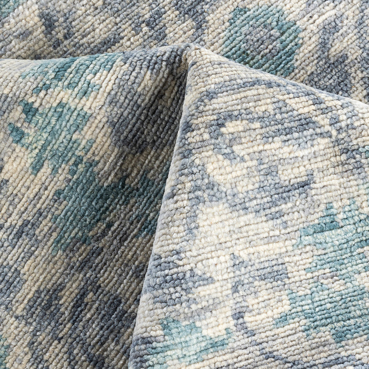 Beige Transitional Wool Rug - 8'1" x 10'3"