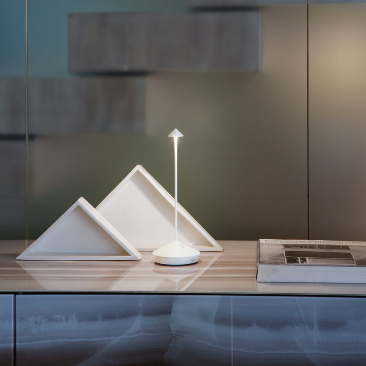 Pina Pro Table Lamp