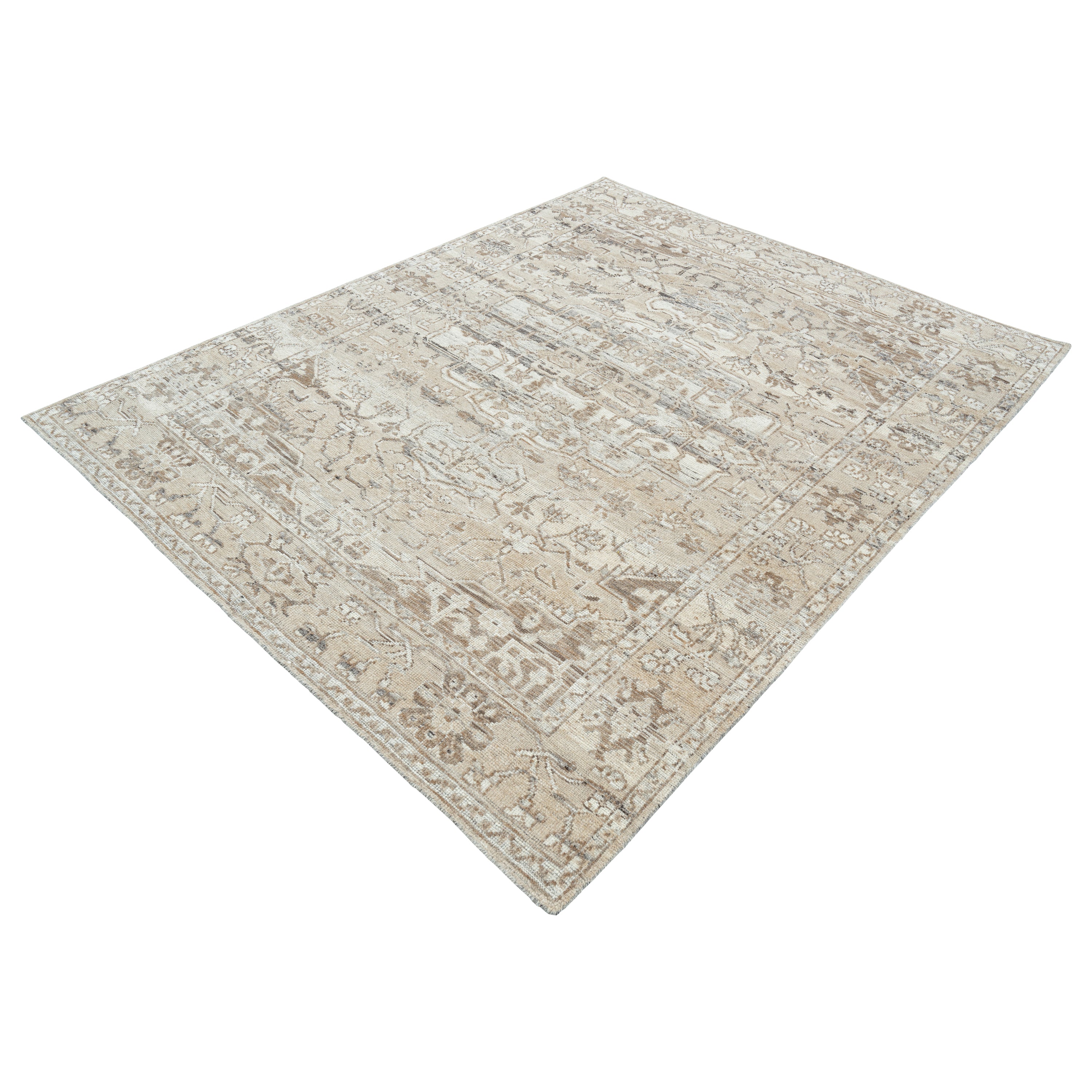 Ivory Traditional Wool Rug - 8' x 10'