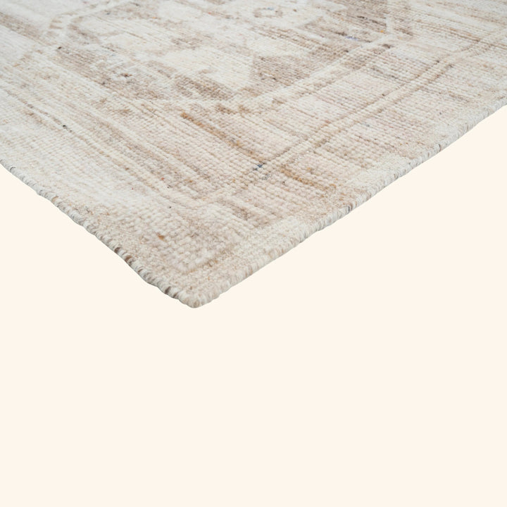 Light Camel Traditional Wool Rug - 8' x 10'