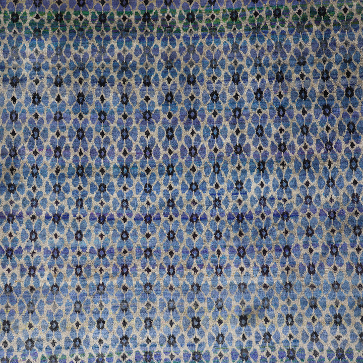 Aura Alchemy Silk Rug - Ahmedabad