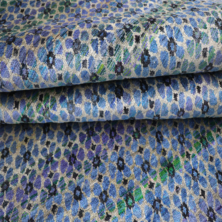 Aura Alchemy Silk Rug - Ahmedabad