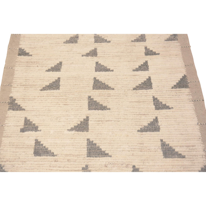 Cream Zameen Modern Wool Runner - 3'4" x 13'3"