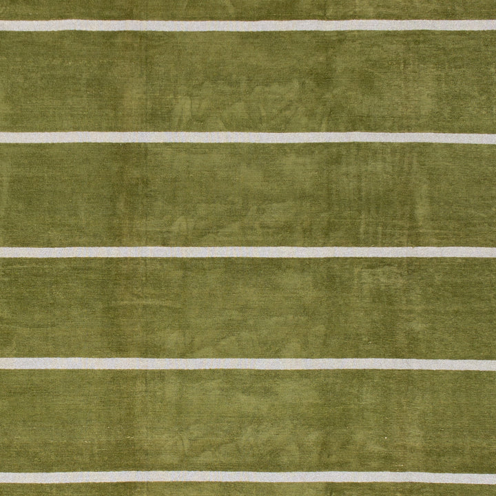 Image: A person with a puzzled expression looking at computer screen.

Caption: Unable to provide help due to technical limitations.