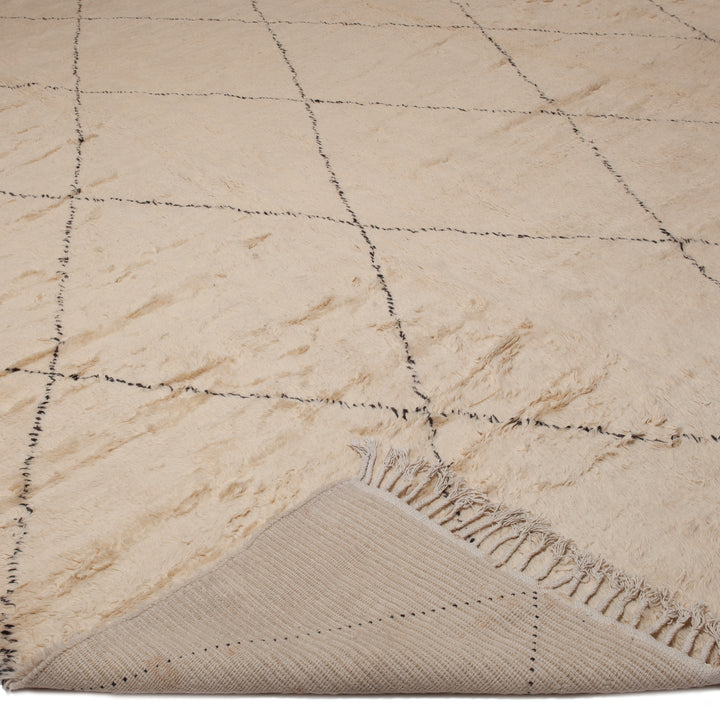 Tazarine Wool Rug - 20' x 30' 20' x 30' / Natural