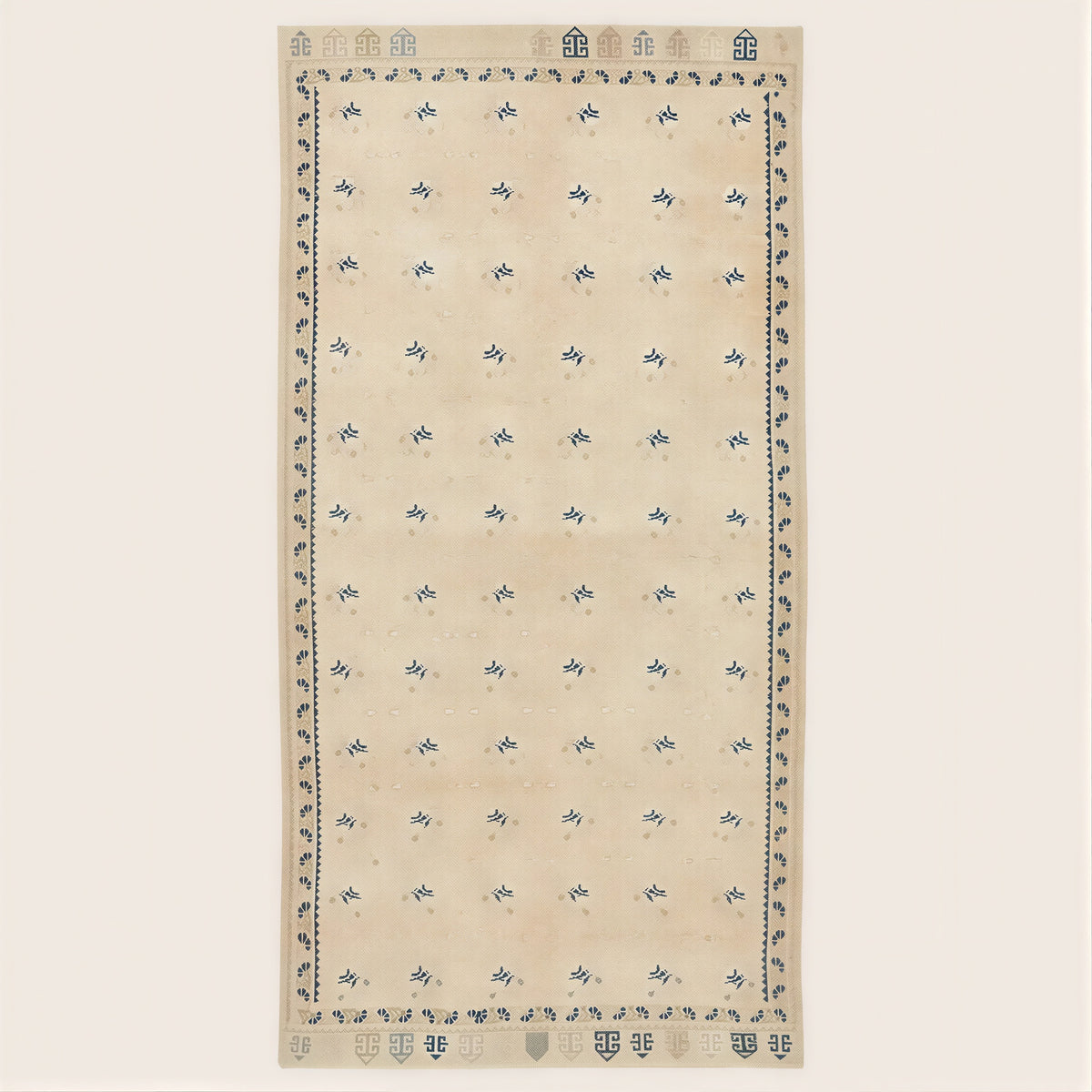 Vintage Traditional Wool Rug 53" x 108"