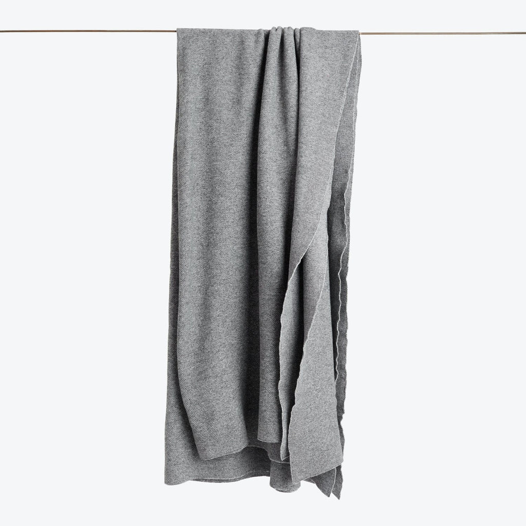 Simple Oversize Knit Throw-Gray