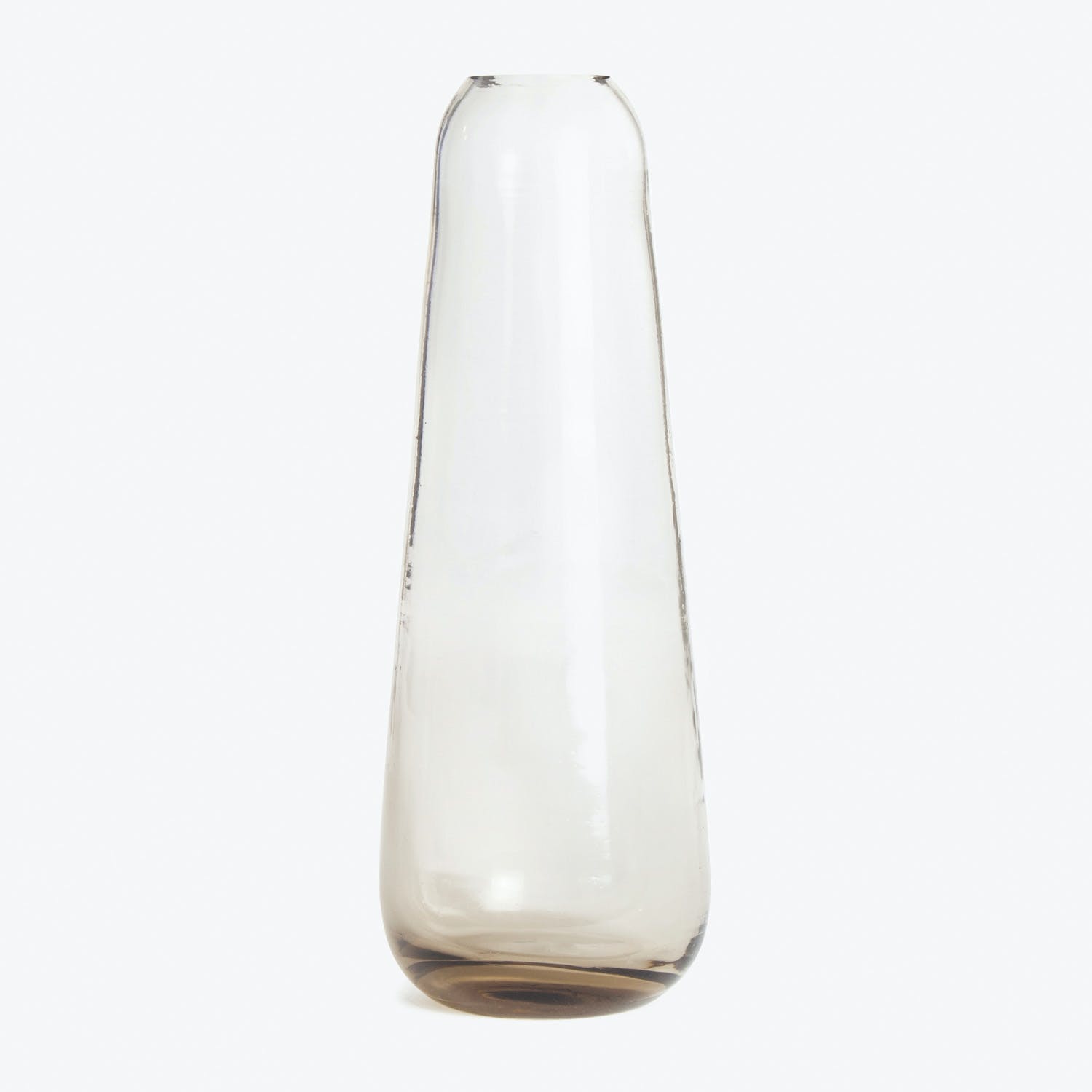 Elegant glass vase with sleek design, perfect for floral arrangements.