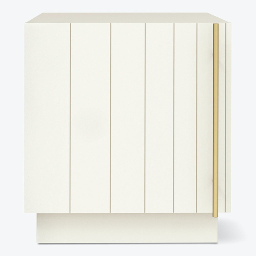 Minimalist representation of a closed book with golden bookmark.