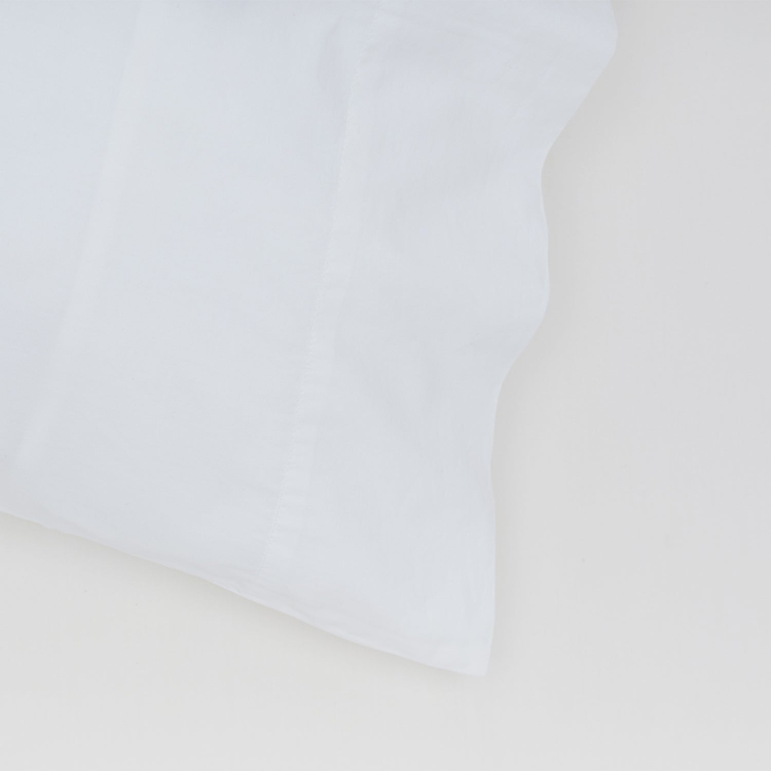 Essential Percale Sheet Set White Pillowcases / King