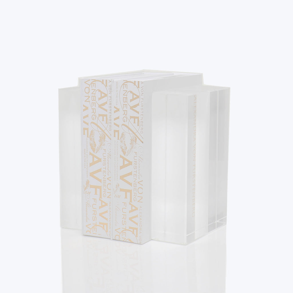 Glossy, gold and white product box exudes a minimalist elegance.