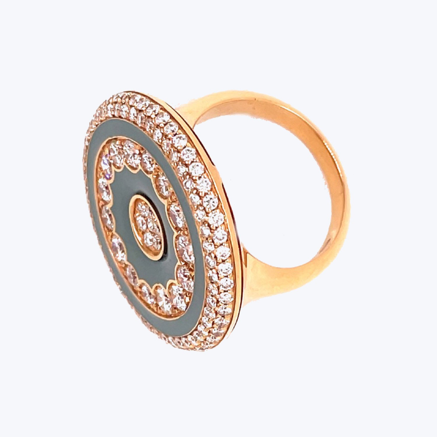 Exquisite vintage-style ring with sparkling crystals and intricate gold detail.