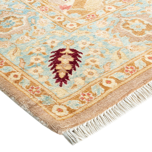Exquisite handmade oriental rug with intricate floral patterns and fringe