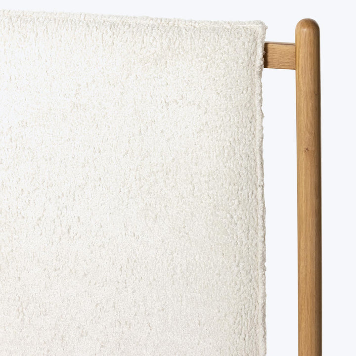 Shearling Accent Bed Queen