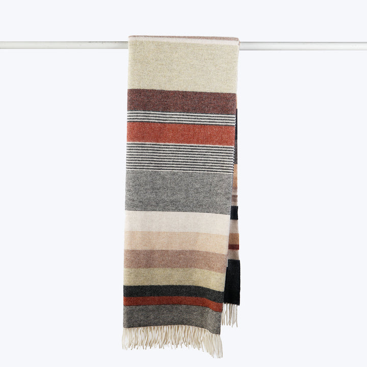 Benjamin Throw Default Title