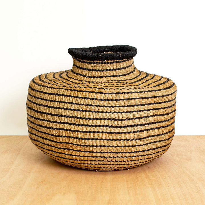 Striped Black Grass Pot Default Title