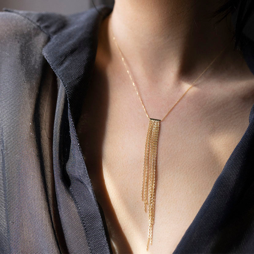 Sloped Fringe Necklace